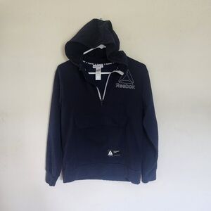 Reebok Boys 1/4 Zip Hoodie in Blue size 10/12 Large